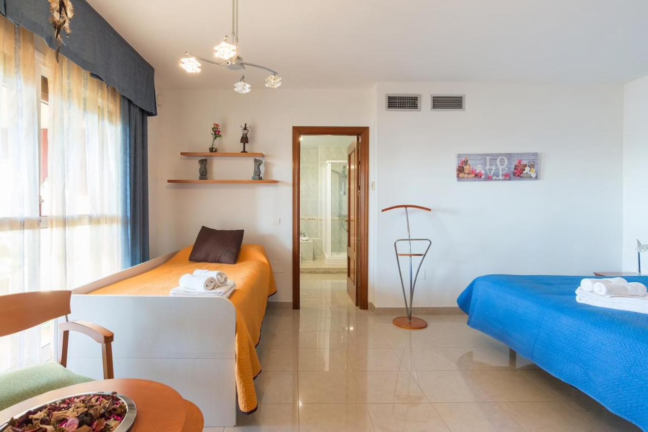 Livemalaga Terrace & Beach Grand House מראה חיצוני תמונה
